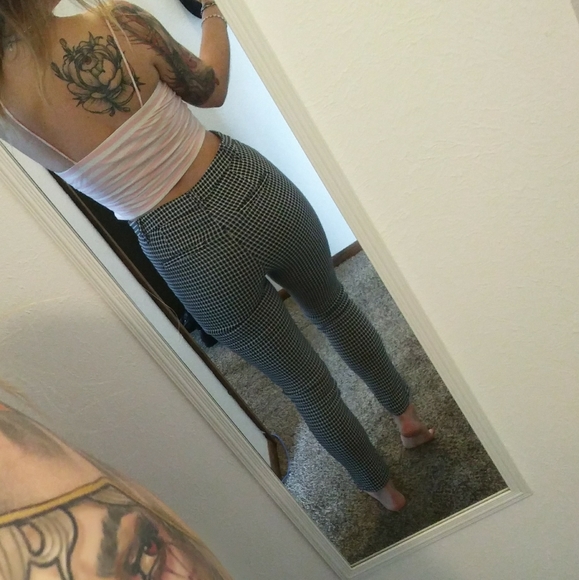 Forever21 houndsooth skinny pants - Picture 3 of 3